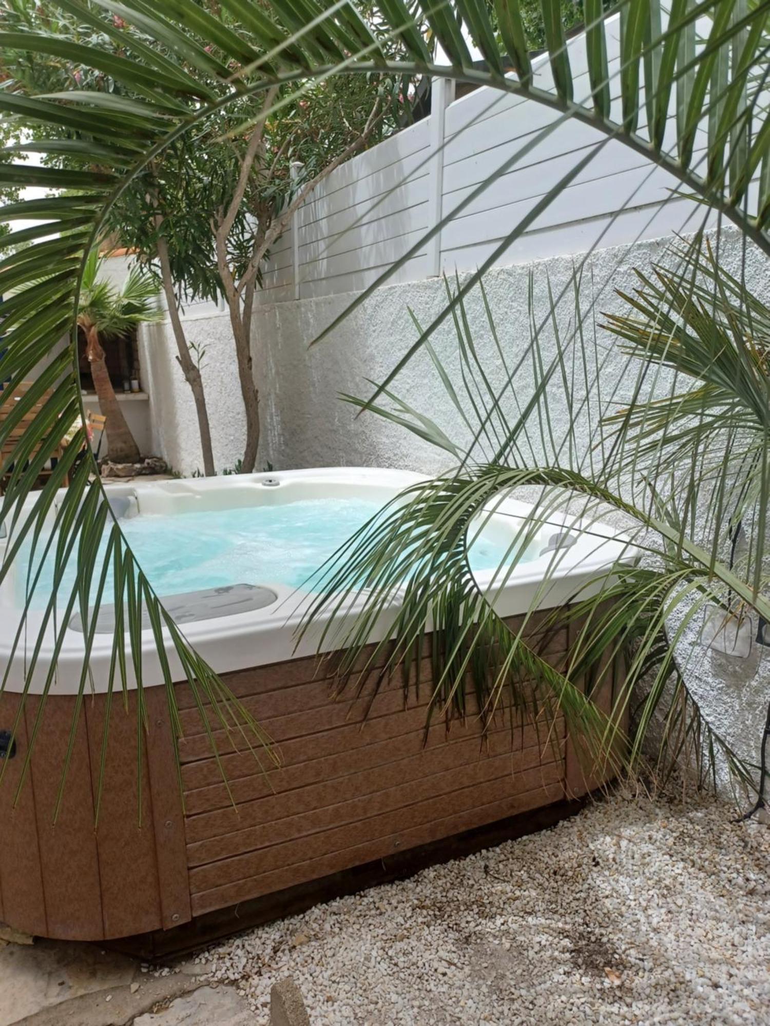Appartement Avec Jardin Et Spa Valras-Plage Esterno foto